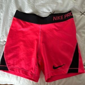 Nike pro size large girls/ kids
